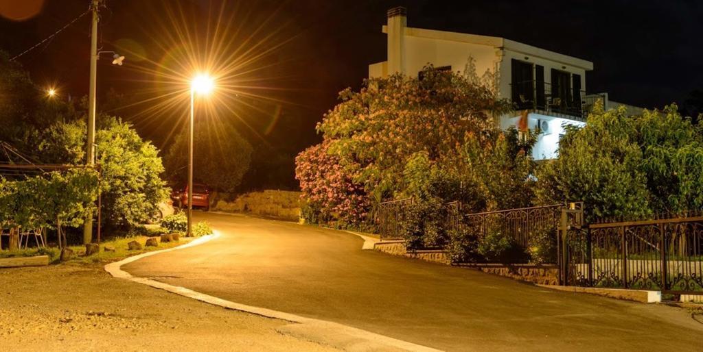 Boutique Home Saltaragazza Petrovac ภายนอก รูปภาพ