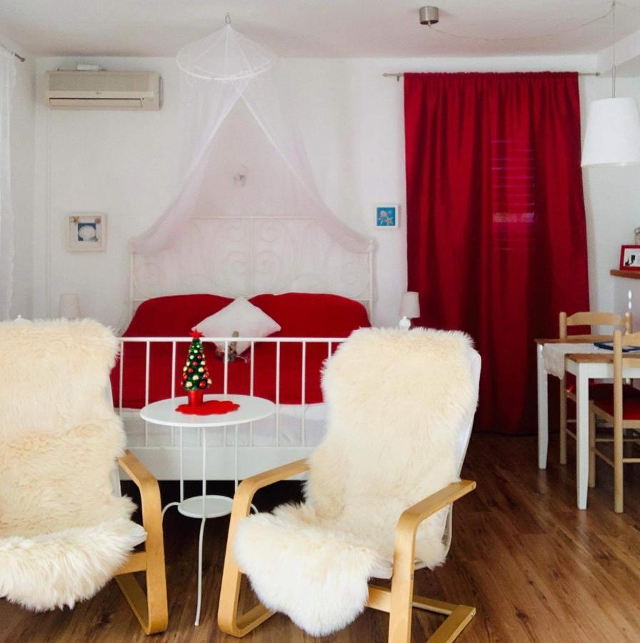 Boutique Home Saltaragazza Petrovac ภายนอก รูปภาพ